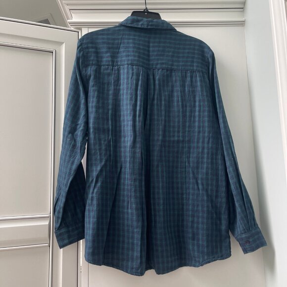 Paradigma Jaylen Button Down Plaid Flannel Top, Size Medium, Dark Green & Navy - Picture 3 of 9